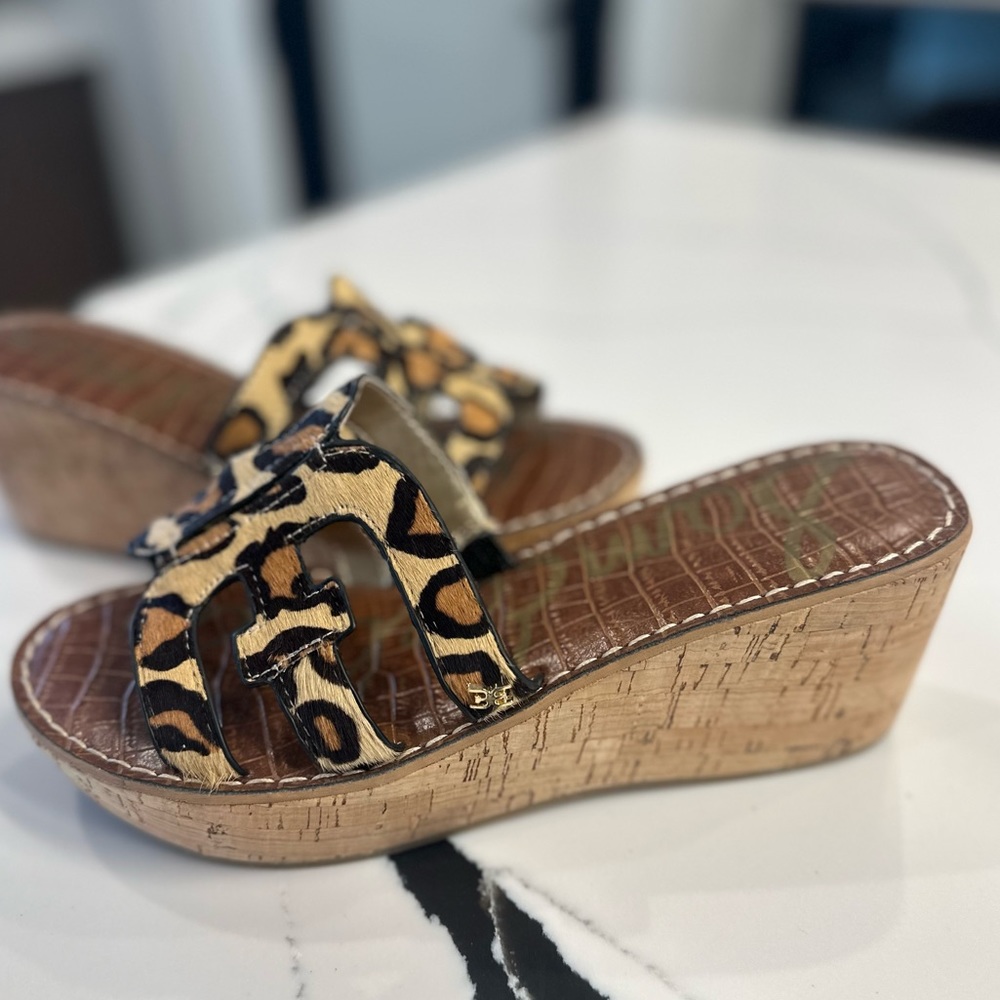 Sam Edelman platform sandal leopard print - Picture 2 of 9